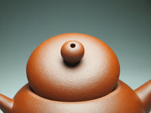Load image into Gallery viewer, Zhuni Xishi Shuiping Yixing Teapot, 朱泥西施水平, 120ml