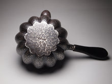 Load image into Gallery viewer, 999 Pure Silver Handmade Pumpkin Side Handle Teapot, 全手工纯银999南瓜侧把壶, 300ml