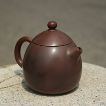 Load image into Gallery viewer, 220ml Big Dragon Egg Nixing Teapot by Li Changquan
