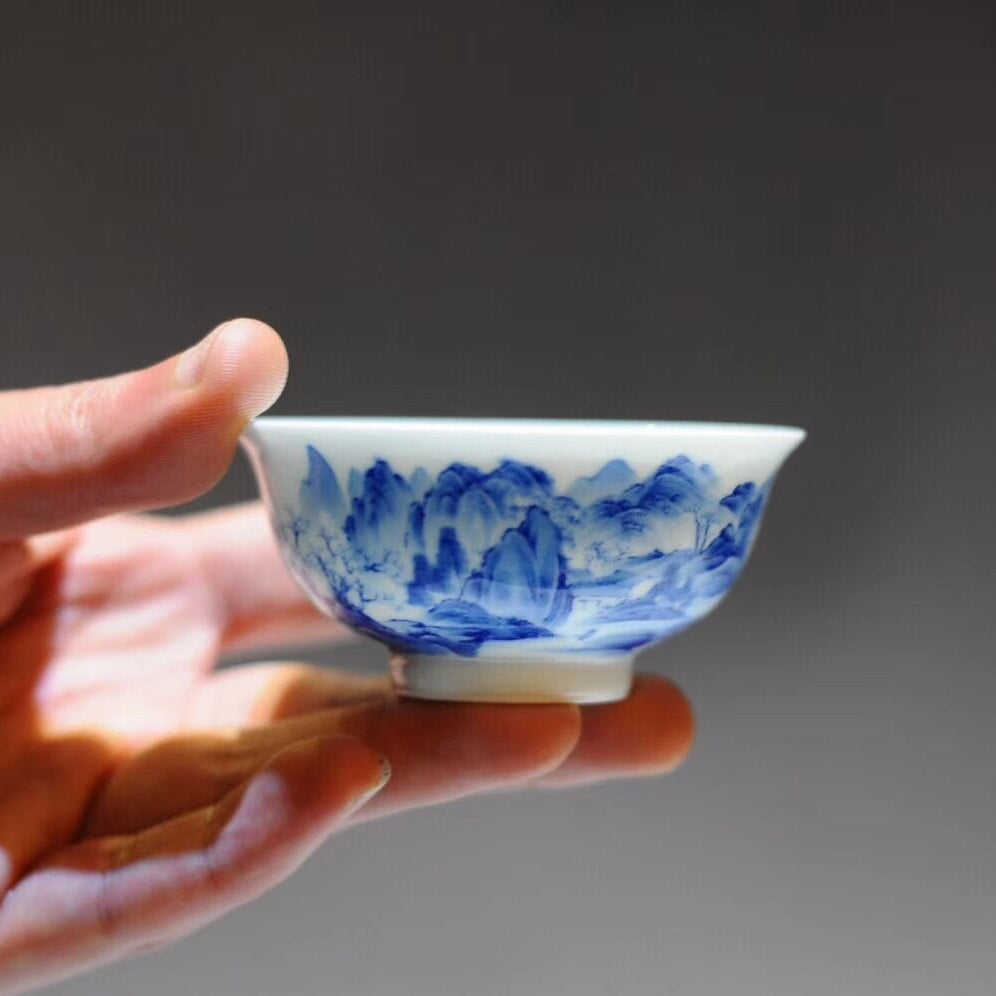 Wide Qinghua Guohua JIngdezhen Porcelain Tea Cup  MudandLeaves