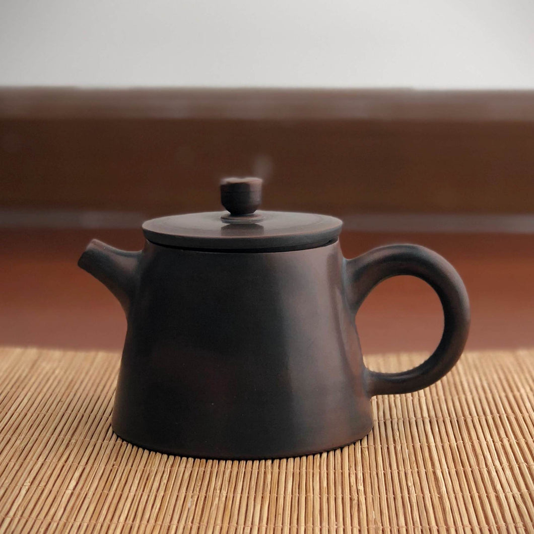 120ml Tall Shipiao Nixing Teapot by Huang Lirong