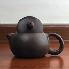 Load image into Gallery viewer, 220ml Large Xishi Nixing Teapot by Zhang Zhenhe