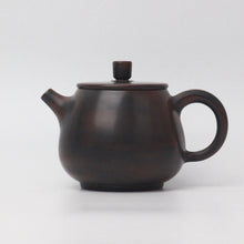 Load image into Gallery viewer, 220ml Futong Nixing Teapot by Huang Likang