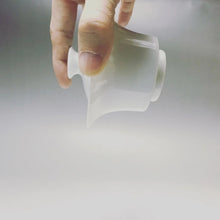 Load image into Gallery viewer, 166ml Light Cloud Jingdezhen White Porcelain Gaiwan