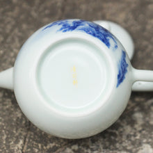 Load image into Gallery viewer, 200ml Qinghua Blue and White Painted Jingdezhen Porcelain Teapot