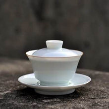 Load image into Gallery viewer, 120ml Medium Horseshoe Tianbai Jingdezhen Porcelain Gaiwan 甜白马蹄盖碗