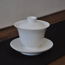 Load image into Gallery viewer, 200ml Big Flower Tianbai Jingdezhen Porcelain Gaiwan