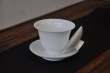 Load image into Gallery viewer, 200ml Big Flower Tianbai Jingdezhen Porcelain Gaiwan