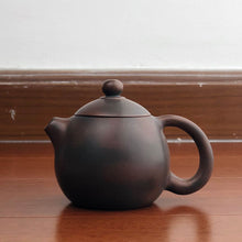 Load image into Gallery viewer, 110ml Dragon Egg (LongDan) Nixing Teapot by Zhou Yujiao