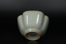 Load image into Gallery viewer, Pair of Matching 90ml Four Lobed Ruyao Sky Blue 天青 Tea Cups
