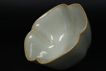 Load image into Gallery viewer, Pair of Matching 90ml Four Lobed Ruyao Sky Blue 天青 Tea Cups