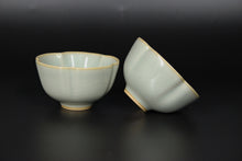 Load image into Gallery viewer, Pair of Matching 86ml Five Lobed Ruyao Sky Blue 天青 Tea Cups
