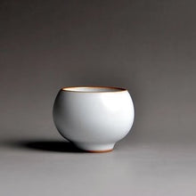 Load image into Gallery viewer, 40ml Small Ruyao Moon White, 小月白汝窑茶杯, Teacup