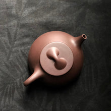 Load image into Gallery viewer, Dicaoqing 底槽青 Shipiao Yixing Teapot, 200ml