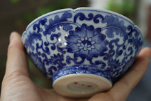 Load image into Gallery viewer, Qinghua Lotus Pattern Jingdezhen Porcelain Cup