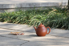 Load image into Gallery viewer, Zhuni Gaopan Yixing Teapot 朱泥高潘 155ml