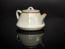 Load image into Gallery viewer, Ruyao Shipiao Teapot, 汝窑石瓢壶, 176ml