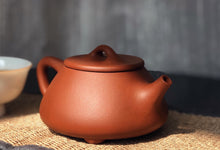 Load image into Gallery viewer, Hongni 红泥 Shipiao Yixing Teapot, 200ml