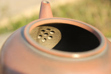 Load image into Gallery viewer, 105ml Shuiping Nixing Teapot by Zhou Yujiao