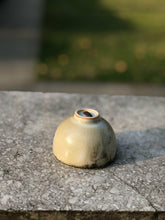Load image into Gallery viewer, 98ml Ceramic Ink Series guangyuan shape cup by Taoshan Studio 桃山房