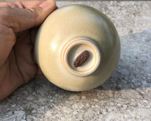 Load image into Gallery viewer, 98ml Ceramic Ink Series guangyuan shape cup by Taoshan Studio 桃山房