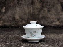 Load image into Gallery viewer, Bamboo Motif Youzhongcai Jingdezhen Porcelain Gaiwan, 110ml