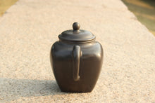 Load image into Gallery viewer, 430ml Tall Square Fanggu Nixing Teapot by Huang Fu Sheng