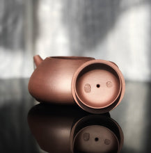 Load image into Gallery viewer, Dicaoqing 底槽青 Big Shipiao Yixing Teapot, 350ml