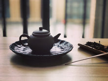 Load image into Gallery viewer, Dicaoqing Shuiping Yixing Teapot 底槽青水平壶 190ml