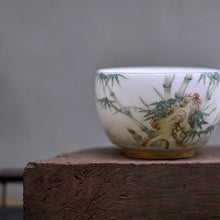 Load image into Gallery viewer, 140ml Large Bamboo Painting Gold Ring Jingdezhen Porcelain Luohan Cup