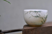Load image into Gallery viewer, 140ml Large Bamboo Painting Gold Ring Jingdezhen Porcelain Luohan Cup