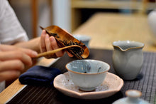 Load image into Gallery viewer, Small Royal Jade Ruyao Gaiwan 汝窑御青小盖碗