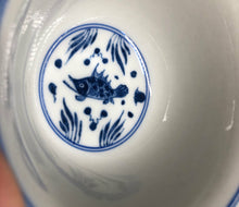 Load image into Gallery viewer, 116ml Fish and the Sea Qinghua Fanggu Jingdezhen Porcelain Cup