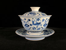Load image into Gallery viewer, 176ml Fish and the Sea Qinghua Fanggu Jingdezhen Porcelain Gaiwan