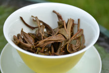 Load image into Gallery viewer, 2015 Spring Tianming Long Pa Village YOU LE MOUNTAIN Ancient Tree Raw Pu'er Tea Cake