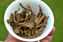 Load image into Gallery viewer, 2015 Spring Tianming Long Pa Village YOU LE MOUNTAIN Ancient Tree Raw Pu'er Tea Cake