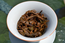 Load image into Gallery viewer, 2013 Autumn Xinghai Certified Organic BAN ZHANG Raw Pu'er Tea Cake
