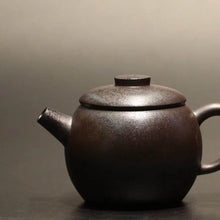 Load image into Gallery viewer, Wood Fired Julunzhu 巨轮珠 Yixing Teapot, Dicaoqing clay, 130ml