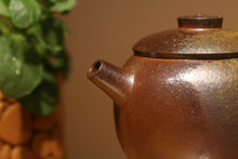 Load image into Gallery viewer, Wood Fired Qinghuini 青灰泥 Julunzhu Yixing Teapot, 130ml