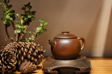Load image into Gallery viewer, Wood Fired Qinghuini 青灰泥 Julunzhu Yixing Teapot, 130ml