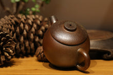 Load image into Gallery viewer, Wood Fired Qinghuini 青灰泥 Julunzhu Yixing Teapot, 130ml