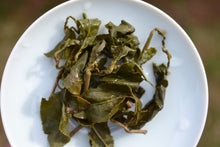 Load image into Gallery viewer, Lishan High Mountain Oolong Tea, 梨山高山茶, Spring 2021