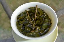 Load image into Gallery viewer, Lishan High Mountain Oolong Tea, 梨山高山茶, Spring 2021