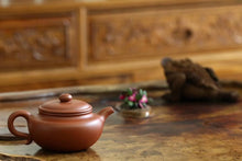 Load image into Gallery viewer, Zhuni 朱泥 Fanggu Yixing Teapot, 200ml