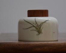 Load image into Gallery viewer, Flower Motif Blanc de Chine Porcelain Tea Caddy (Wooden Lid), 350ml