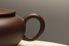 Load image into Gallery viewer, Dicaoqing 底槽青 Pinggai Lianzi Yixing Teapot, 170ml