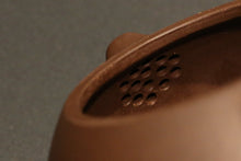 Load image into Gallery viewer, Dicaoqing 底槽青 Xishi Yixing Teapot, 180ml