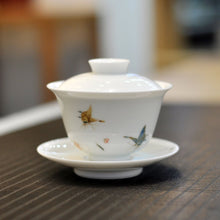 Load image into Gallery viewer, Butterfly Motif Youzhongcai Jingdezhen White Gaiwan, 110ml