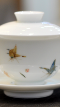 Load image into Gallery viewer, Butterfly Motif Youzhongcai Jingdezhen White Gaiwan, 110ml