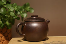 Load image into Gallery viewer, Wood Fired Julunzhu 巨轮珠 Yixing Teapot, Dicaoqing clay, 130ml